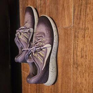 Nike Women's Lunarglide 8 Gray Mesh Running Sneakers